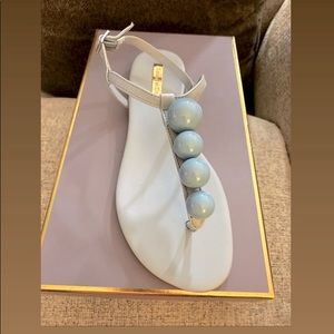 6 1/2M Sandals Blue& lots of support new w/Tag